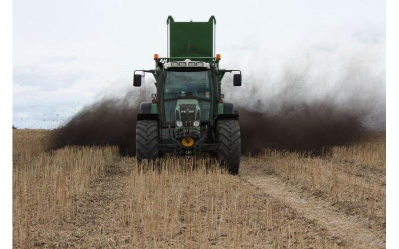 Spinning Disc Manure Spreader Hire